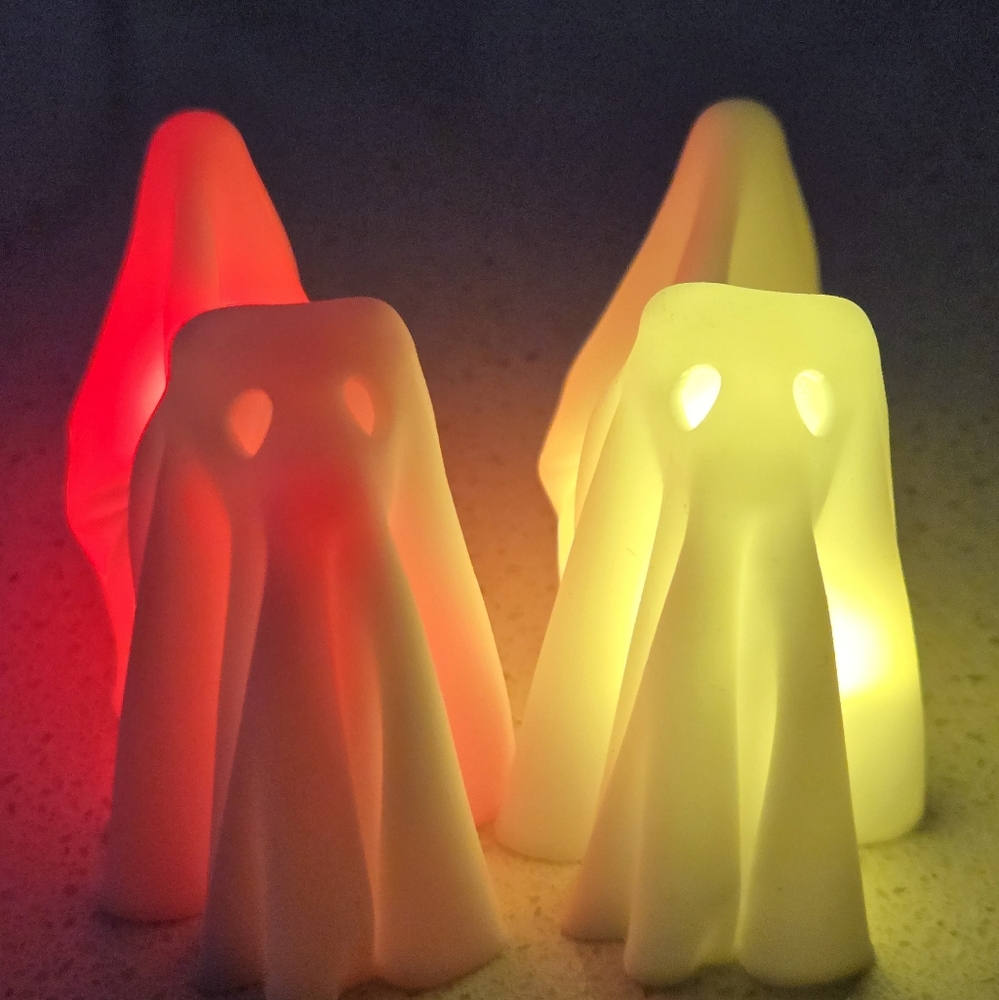White Dog Ghost Figurines Set Home Decor With Spot for Lights Halloween CUTE